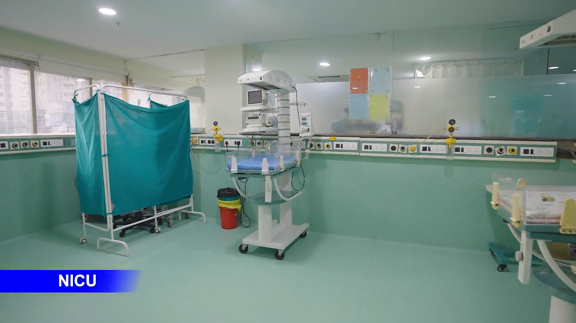 Doctor consulting patient about asthma management in a bright clinic room